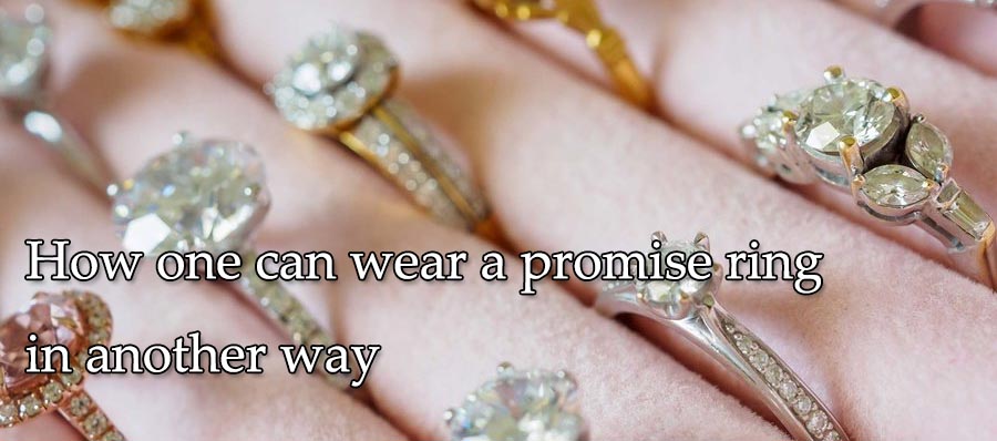 How one can wear a promise ring in another way